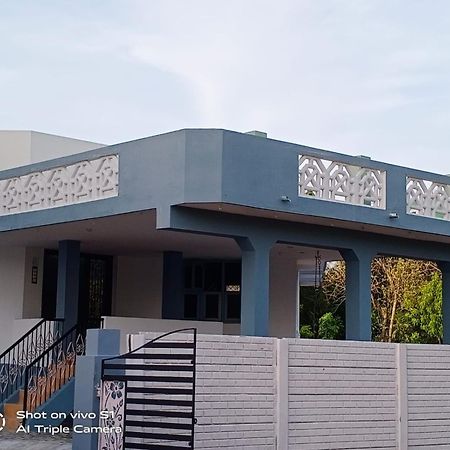 Madura Homestay - Gorgeous Home With 2Bhk 5 Minutes From Nh44 Madurai Eksteriør billede